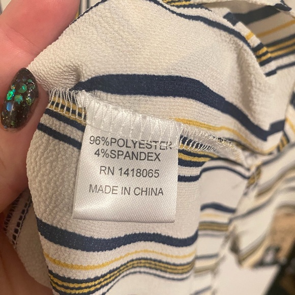 Profile Apparel Striped Top - Size 1x NWT - Picture 6 of 6